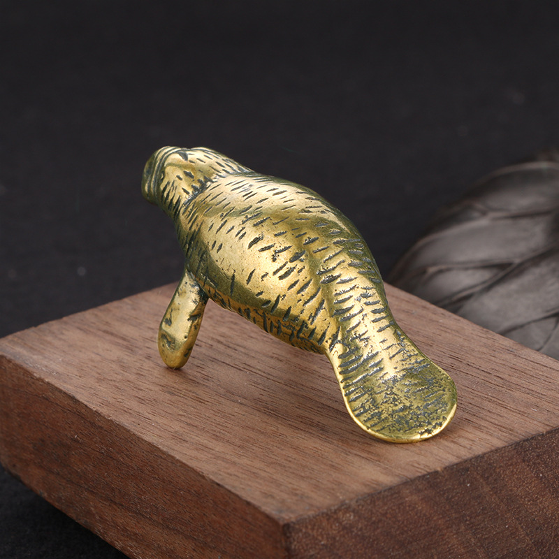Statuette Decorative in Ottone - Office Furniture Suppliers recensione e prezzo
